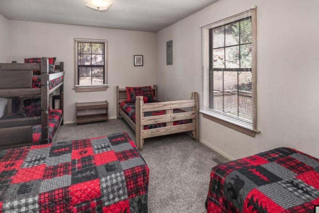Coronado, Cabin At Ruidoso, With Forest View エクステリア 写真