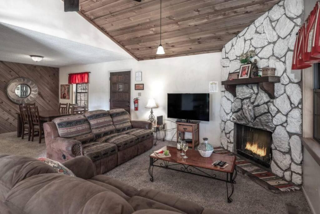 Coronado, Cabin At Ruidoso, With Forest View エクステリア 写真