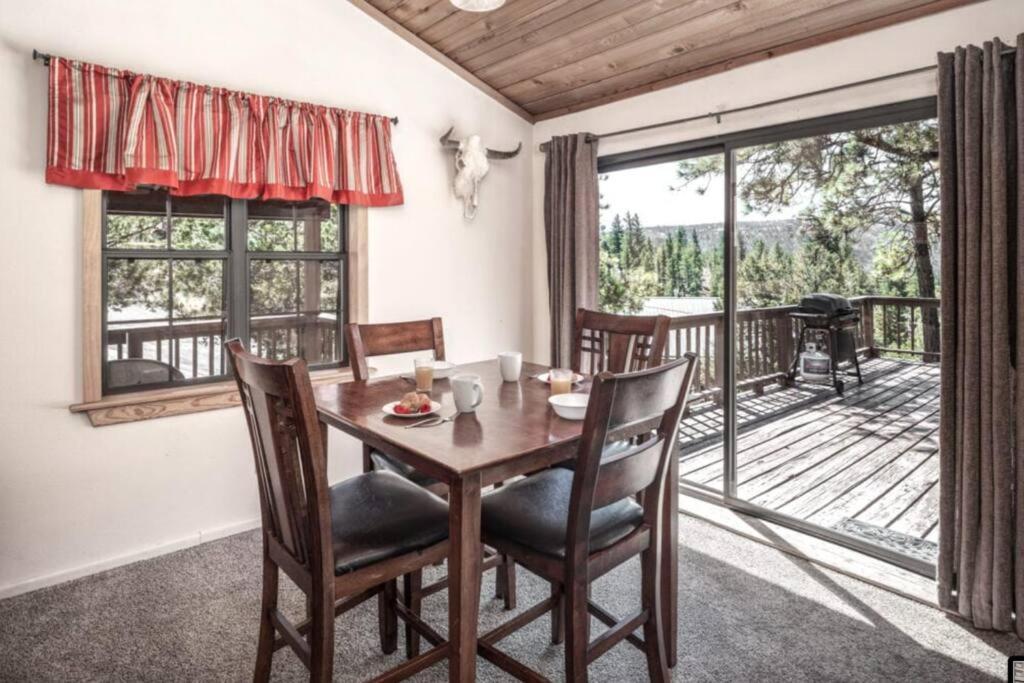 Coronado, Cabin At Ruidoso, With Forest View エクステリア 写真